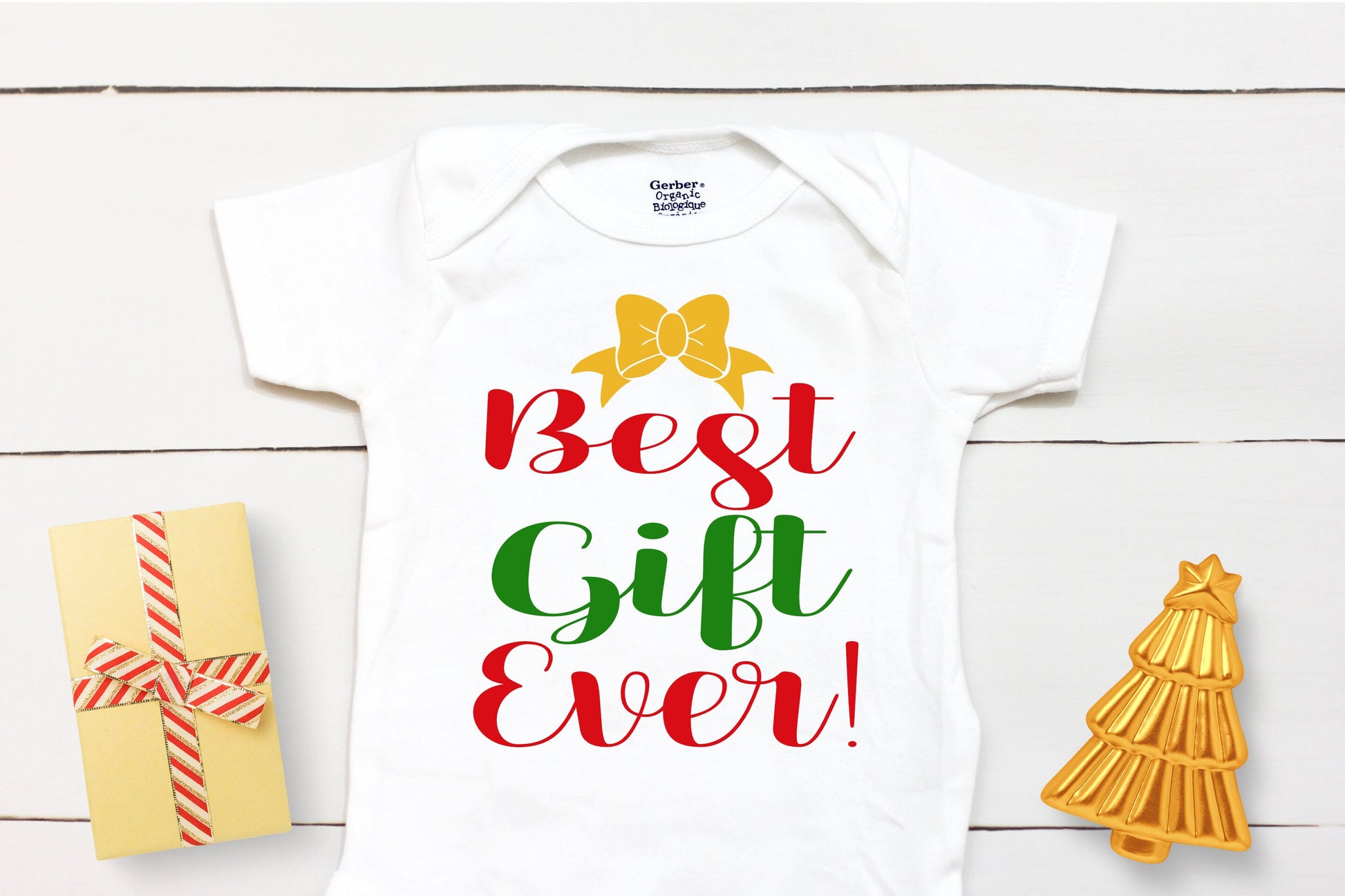 Best Gift Ever // Christmas // Baby Girl // Newborn // Coming Home Outfit // Holiday // My first Christmas // Gift //