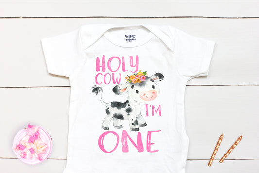Holy Cow I'm One // First Birthday // Farm Cow // One Birthday // Birthday Girl // Cake Smash Outfit / 1st Birthday