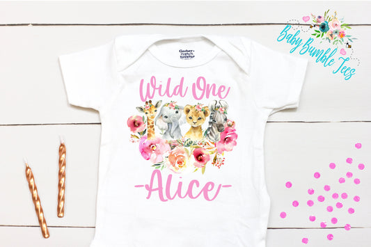 Wild One Birthday // First Birthday // Safari // One Birthday // Birthday Girl // Cake Smash Outfit // 1st Birthday