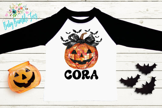 Girls Pumpkin Halloween Shirt / Personalized Name T-Shirt / Pumpkin Patch / Custom Name / Toddler Tshirt / Kids Shirt / Retro Halloween Bow
